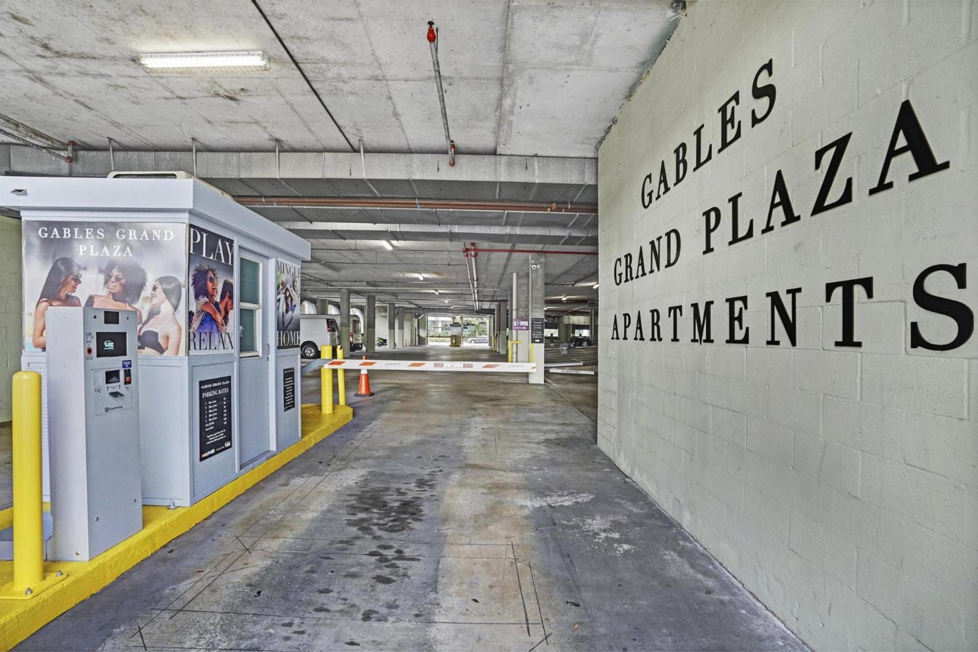 Dharma Home Suites Coral Gables At Gables Grand Plaza マイアミ 部屋 写真