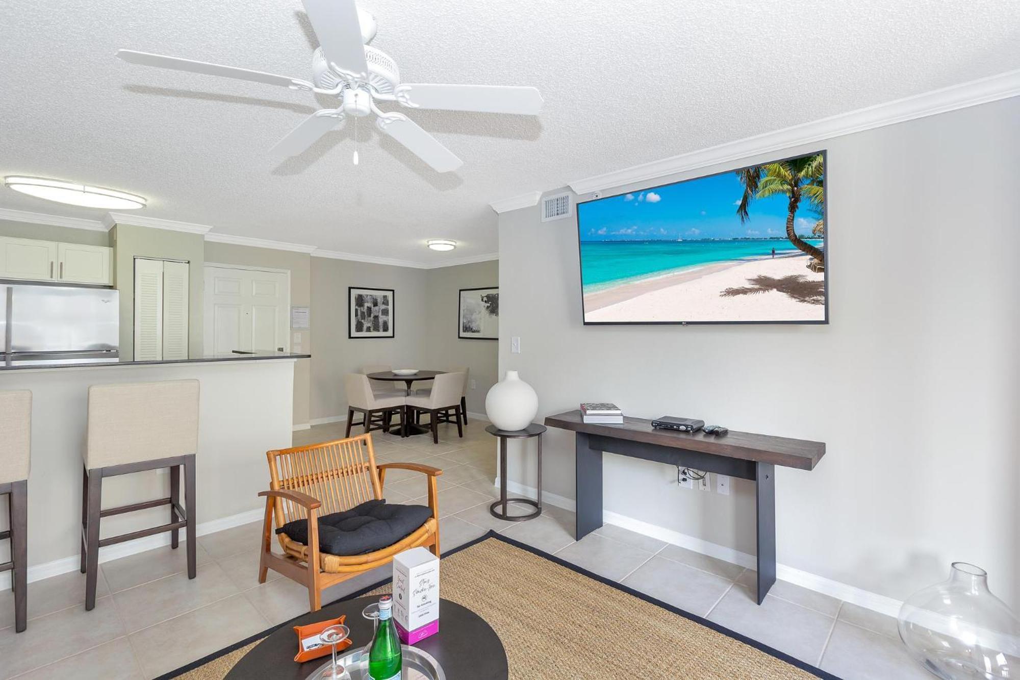 Dharma Home Suites Coral Gables At Gables Grand Plaza マイアミ 部屋 写真